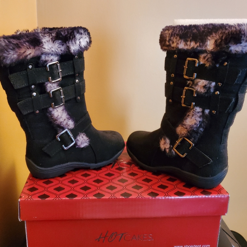 Toddler Girls Black Boots sz 7 M - New